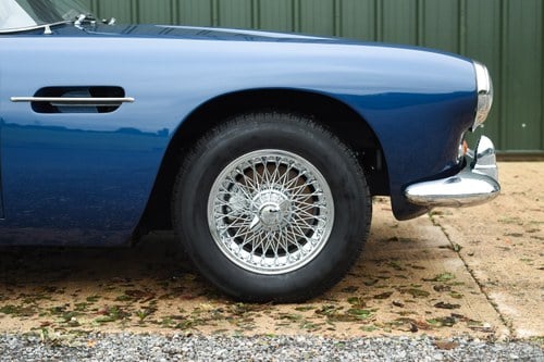 1963 Aston Martin DB4 Series V Convertible En venta (imagen 29 de 179)