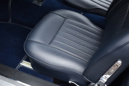 1963 Aston Martin DB4 Series V Convertible En venta (imagen 77 de 179)