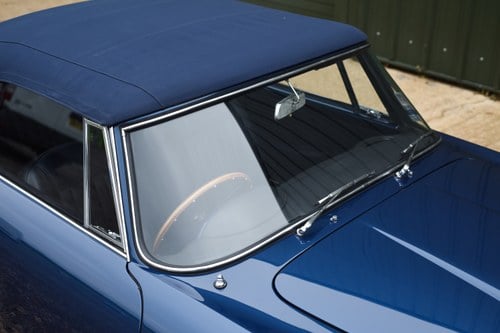 1963 Aston Martin DB4 Series V Convertible En venta (imagen 110 de 179)