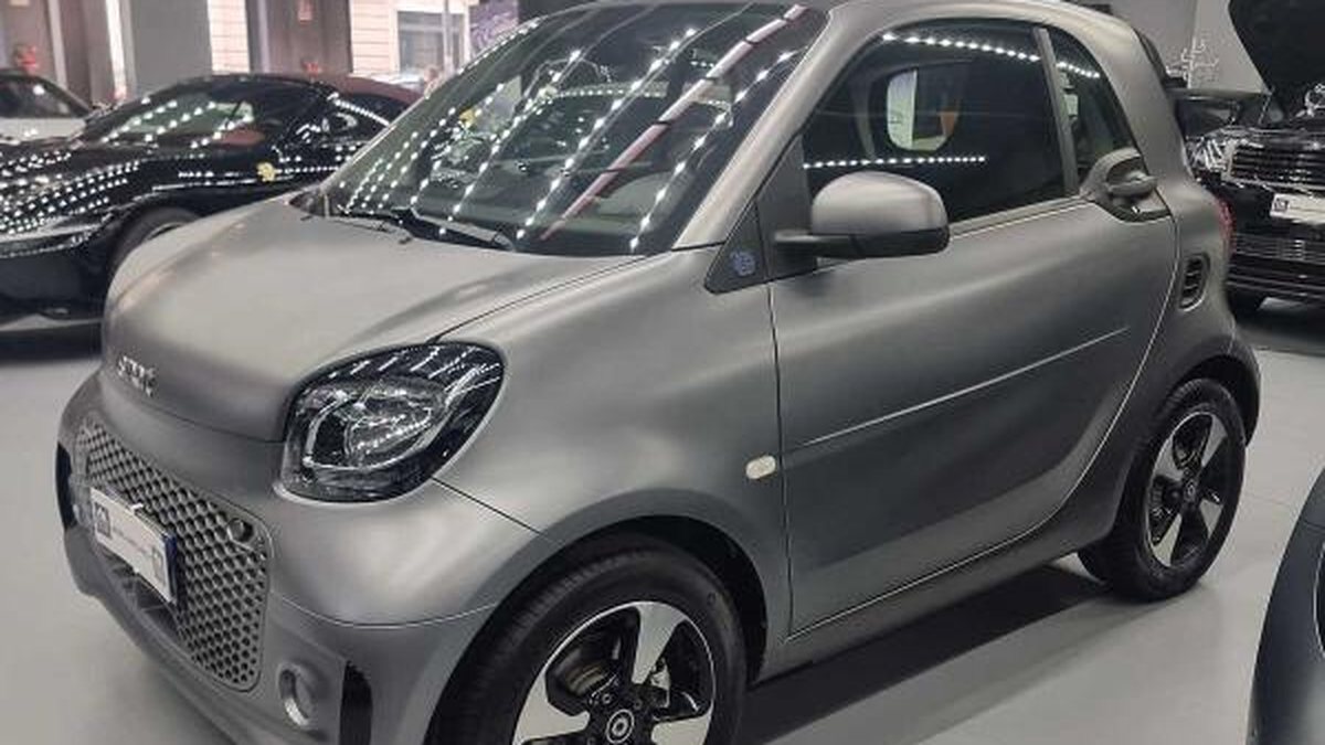 2022 Smart Fortwo Grey Automatic Left Hand Drive In Italy For Sale 2022-smart-fortwo-grey-automatic-left-hand-drive-in-italy-for-sale