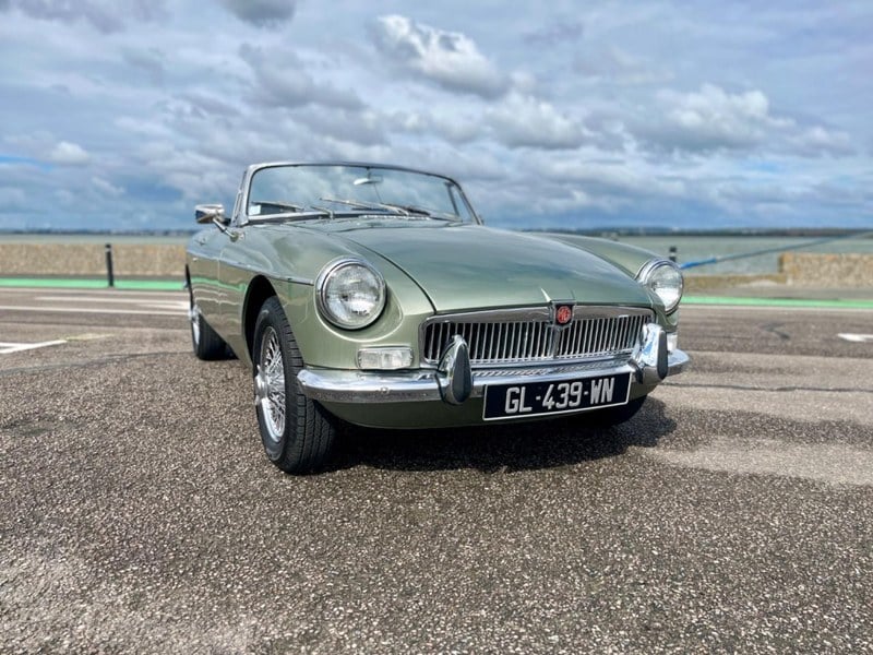 1974 MG MGB - 2 1974 MG MGB - 2