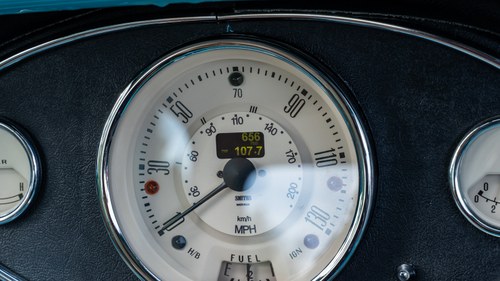 MAO - 1970 Mini Clubman Restomod (1.6-litre 16v Twincam) à venda (imagem 39 de 210)