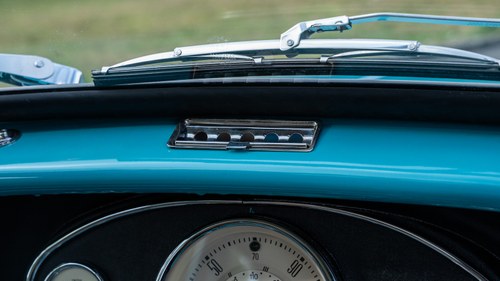 MAO - 1970 Mini Clubman Restomod (1.6-litre 16v Twincam) à venda (imagem 48 de 210)