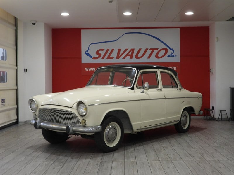 Simca Black Simca à Vendre - 100 Enchères et Annonces | Car & Classic
