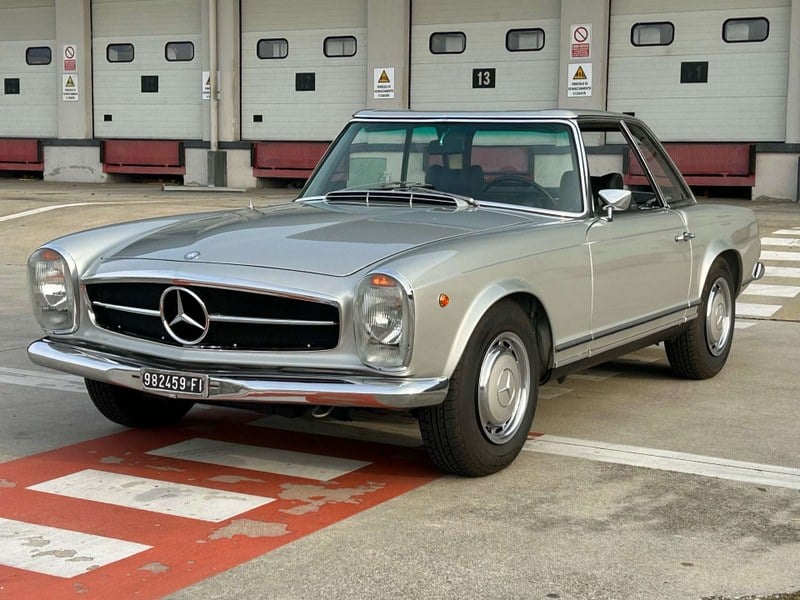 1969 Mercedes-Benz SL 280 Pagoda