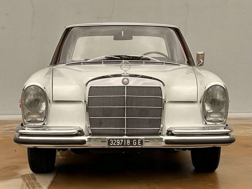 1967 Mercedes-Benz 250SE Perfettamente conservata For Sale