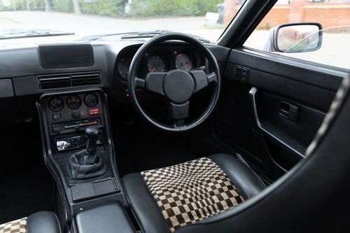 1984 Porsche 924 zum Verkauf (Bild 37 von 301)