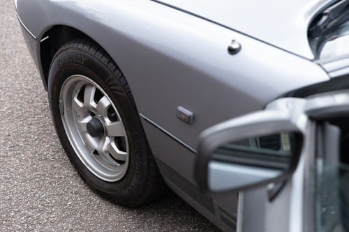 1984 Porsche 924 zum Verkauf (Bild 46 von 301)