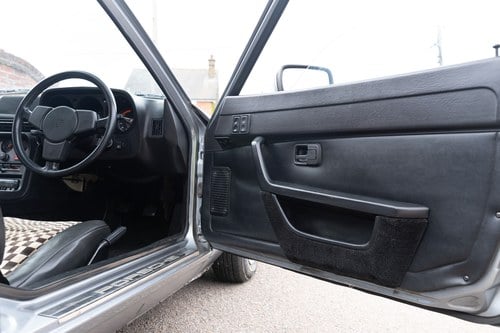 1984 Porsche 924 zum Verkauf (Bild 49 von 301)