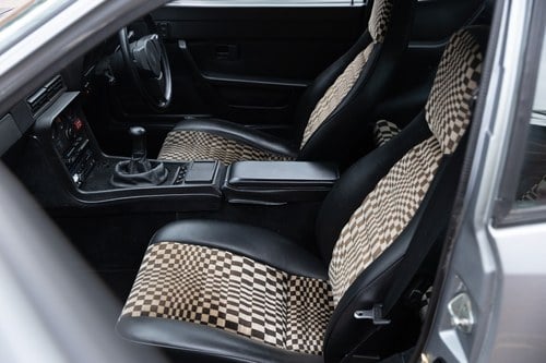 1984 Porsche 924 zum Verkauf (Bild 59 von 301)