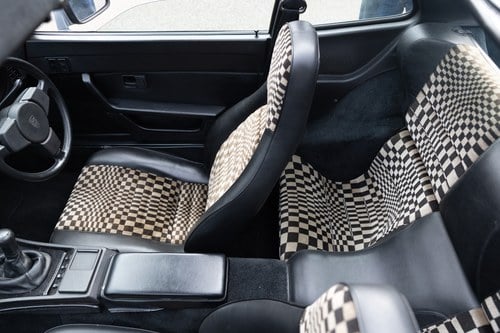 1984 Porsche 924 zum Verkauf (Bild 60 von 301)