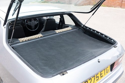 1984 Porsche 924 zum Verkauf (Bild 122 von 301)