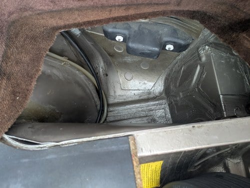 1984 Porsche 944 zum Verkauf (Bild 30 von 79)