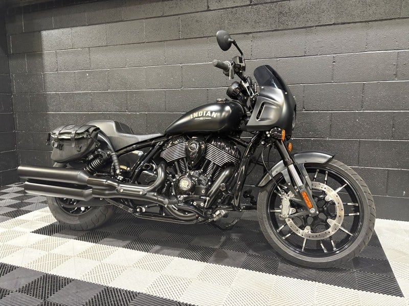 2024 INDIAN Sport Chief