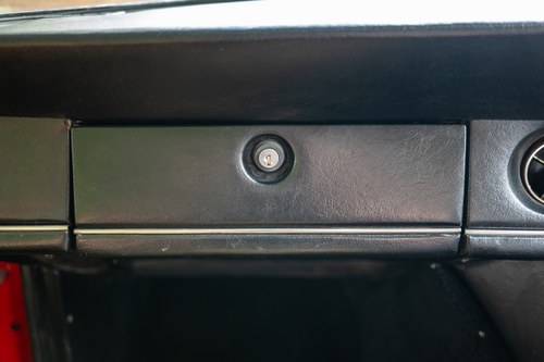 1972 Jensen Interceptor MkIII In vendita (immagine 94 di 270)