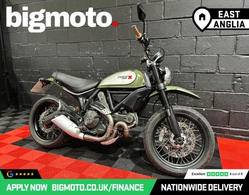 2015 DUCATI Scrambler 800 803 Urban Enduro Roadster/Retro Pe In vendita