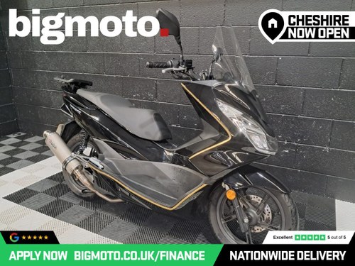 2017 HONDA PCX125 125 Scooter Petrol CVT Euro 4 (12 ps) For Sale