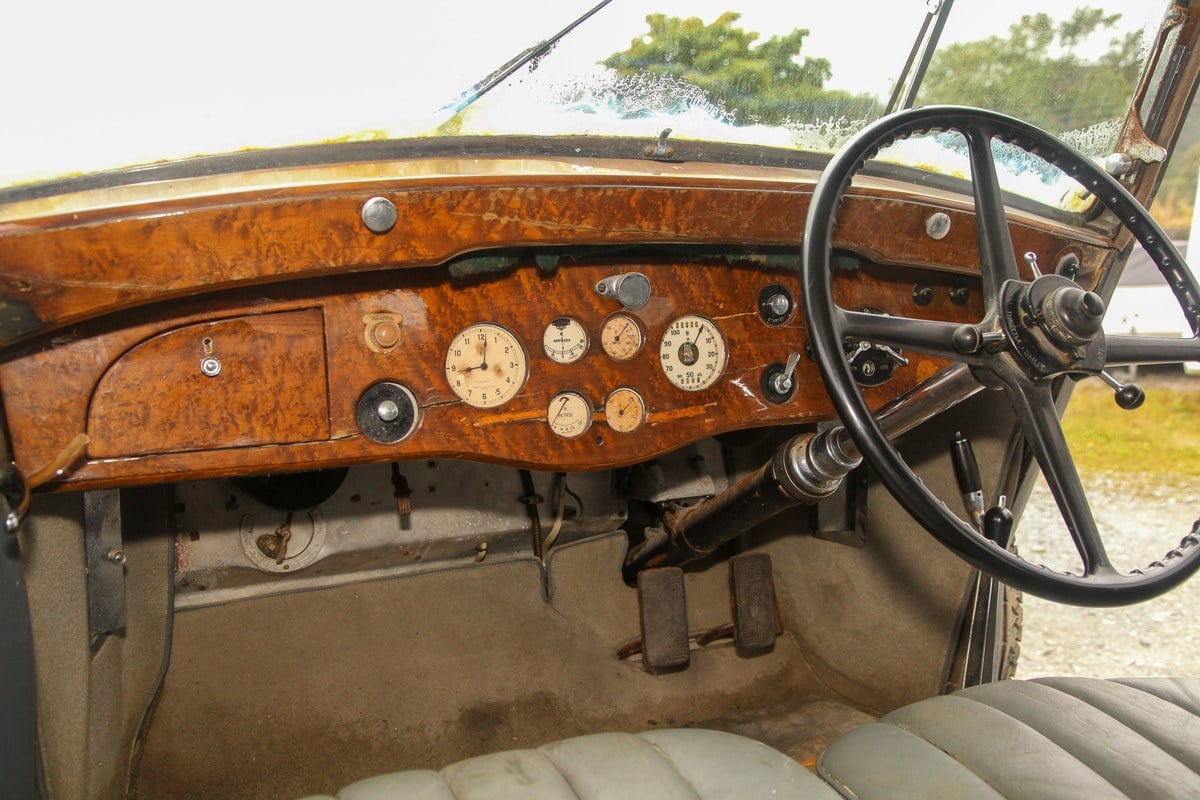 1934 RollsRoyce Phantom II Sedanca De Ville by Thrupp and Maberly Chassis 171RY, engine WQ45 1934 RollsRoyce Phantom II Sedanca De Ville by Thrupp and Maberly Chassis 171RY, engine WQ45