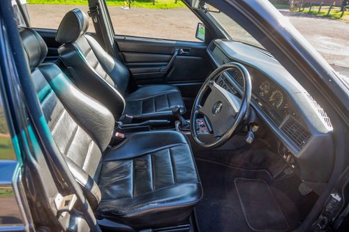 1988 Mercedes-Benz 190E 2.3-16V W201 zum Verkauf (Bild 41 von 167)