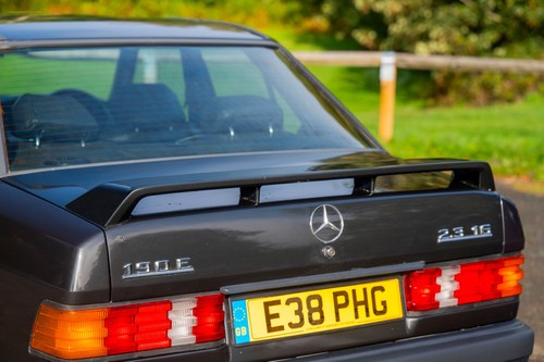 1988 Mercedes-Benz 190E 2.3-16V W201 zum Verkauf (Bild 98 von 167)