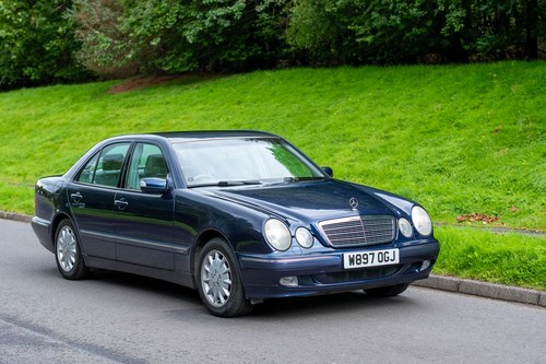 2000 Mercedes-Benz E240 Elegance W210 Te koop (foto 2 van 195)