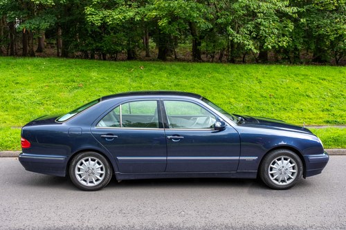 2000 Mercedes-Benz E240 Elegance W210 Te koop (foto 6 van 195)
