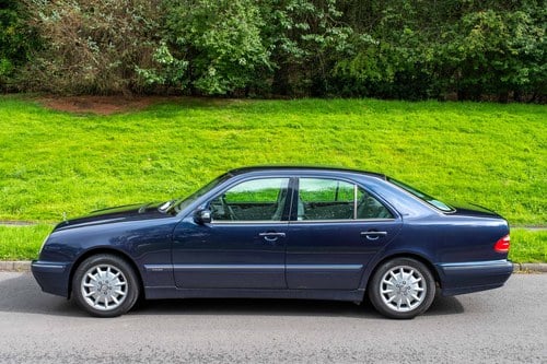 2000 Mercedes-Benz E240 Elegance W210 Te koop (foto 24 van 195)