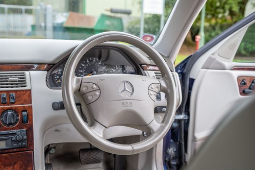 2000 Mercedes-Benz E240 Elegance W210 Te koop (foto 62 van 195)