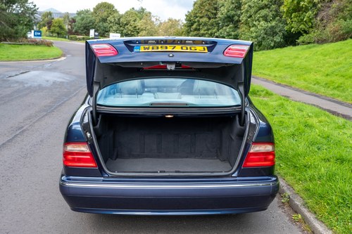 2000 Mercedes-Benz E240 Elegance W210 Te koop (foto 105 van 195)