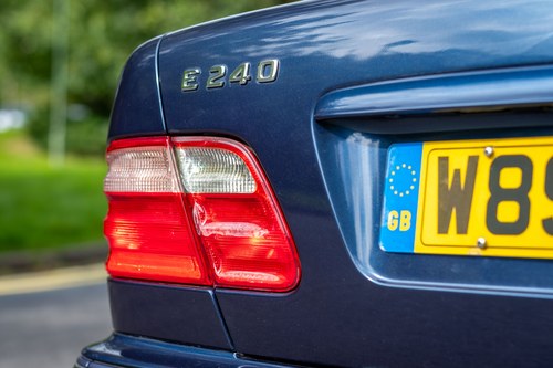 2000 Mercedes-Benz E240 Elegance W210 Te koop (foto 144 van 195)