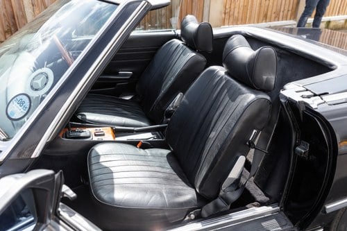 1977 Mercedes-Benz R107 350SL In vendita (immagine 34 di 132)