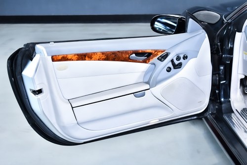 2007 Mercedes-Benz R230 SL550 Convertible 5,5L V8 à vendre (picture 41 of 121)