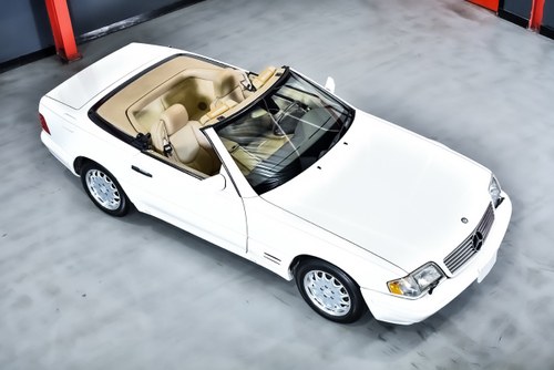 1997 Mercedes-Benz R129 SL500 Convertible 5,0L V8 In vendita (immagine 12 di 102)