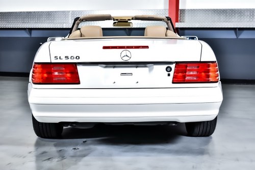 1997 Mercedes-Benz R129 SL500 Convertible 5,0L V8 In vendita (immagine 15 di 102)