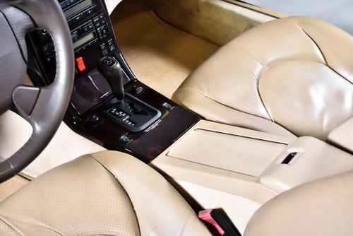 1997 Mercedes-Benz R129 SL500 Convertible 5,0L V8 In vendita (immagine 38 di 102)