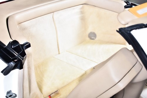 1997 Mercedes-Benz R129 SL500 Convertible 5,0L V8 In vendita (immagine 52 di 102)