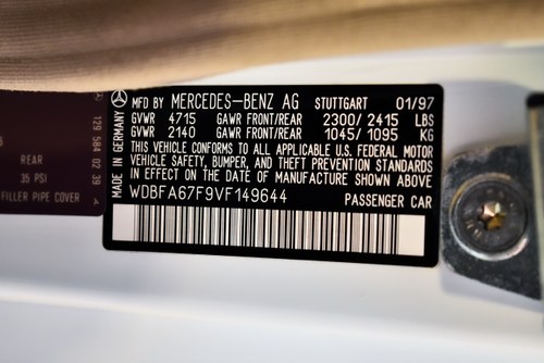 1997 Mercedes-Benz R129 SL500 Convertible 5,0L V8 In vendita (immagine 92 di 102)