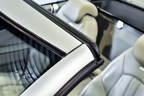 2004 Mercedes-Benz R230 SL55 AMG Convertible 5,5L V8 Te koop (foto 69 van 117)