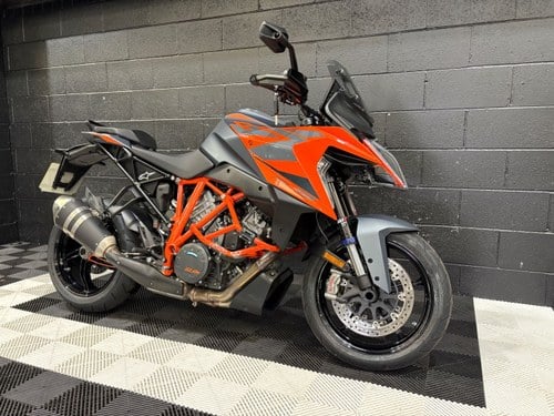 2023 KTM 1290 Super Duke GT En Venta