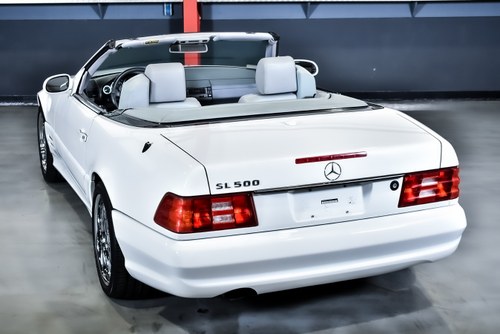 2001 Mercedes-Benz R129 SL500 Convertible 5,0L V8 AMG In vendita (immagine 17 di 115)