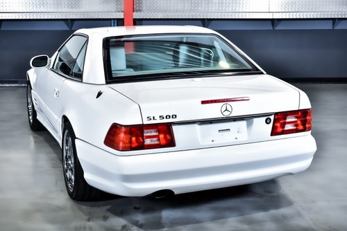 2001 Mercedes-Benz R129 SL500 Convertible 5,0L V8 AMG In vendita (immagine 35 di 115)