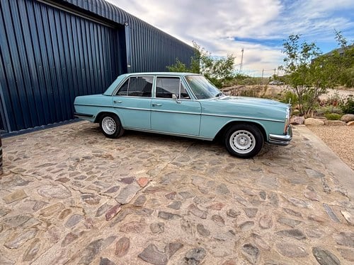 1971 Mercedes-Benz 250 W114 à vendre (picture 6 of 134)