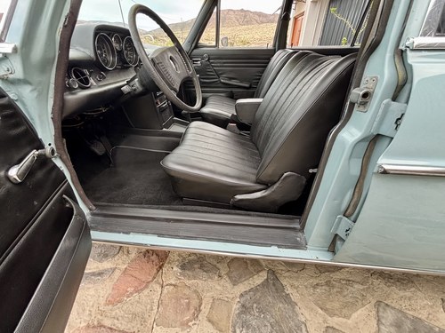 1971 Mercedes-Benz 250 W114 à vendre (picture 37 of 134)