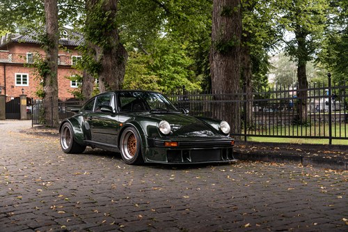 1976 Porsche 930 Coupe to 934 RSR Specification zum Verkauf (Bild 6 von 79)