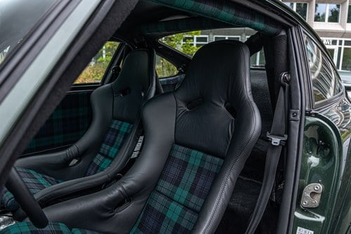 1976 Porsche 930 Coupe to 934 RSR Specification zum Verkauf (Bild 12 von 79)