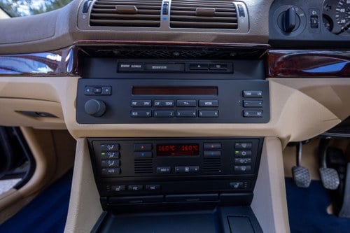 2002 BMW 530i SE (E39) Te koop (foto 32 van 53)