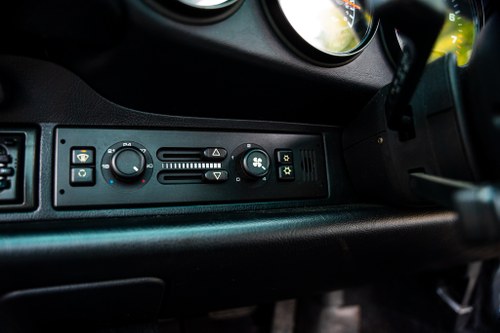 1997 Porsche 993 911 Targa Tiptronic In vendita (immagine 57 di 126)