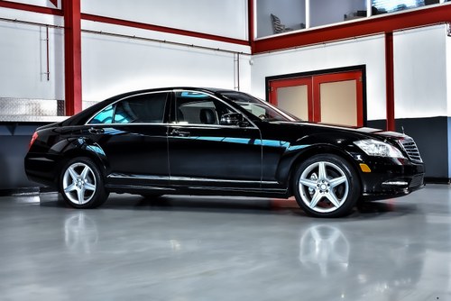 2011 Mercedes-Benz S550 4MATIC Sedan 5,5L V8 à venda (imagem 14 de 96)