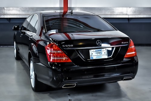 2011 Mercedes-Benz S550 4MATIC Sedan 5,5L V8 à venda (imagem 21 de 96)