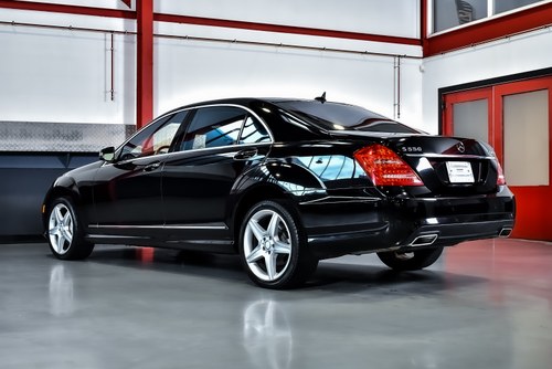 2011 Mercedes-Benz S550 4MATIC Sedan 5,5L V8 à venda (imagem 24 de 96)